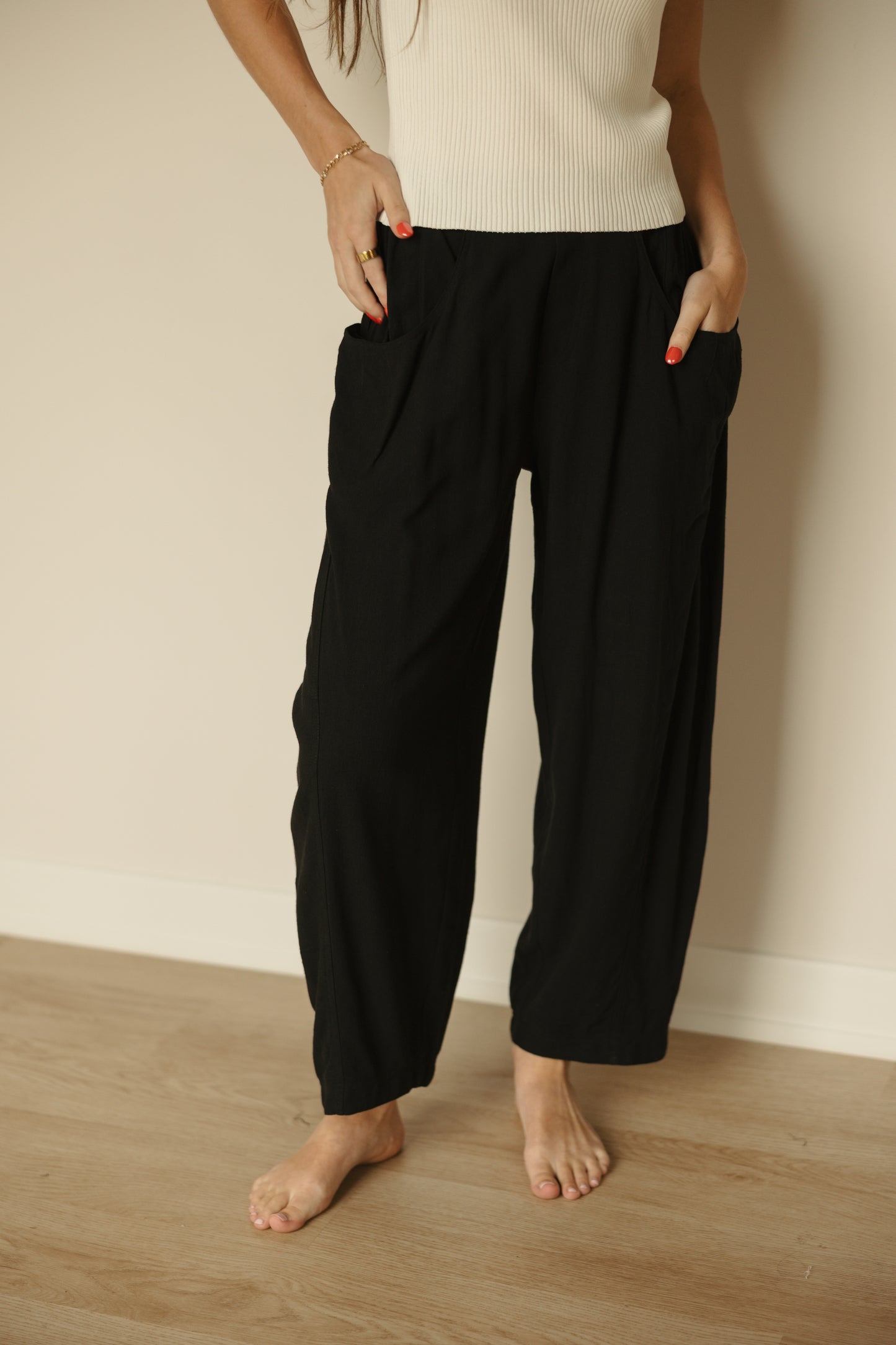 Relaxed Barrel Pants