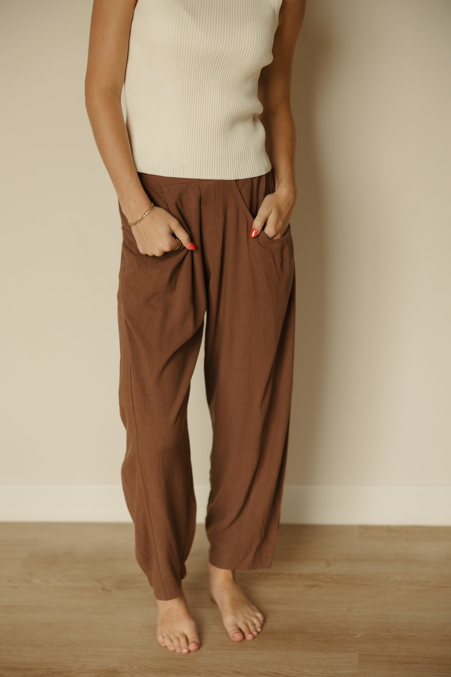 Relaxed Barrel Pants