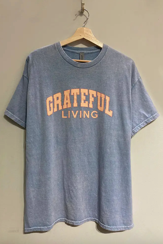 Grateful Living Tee