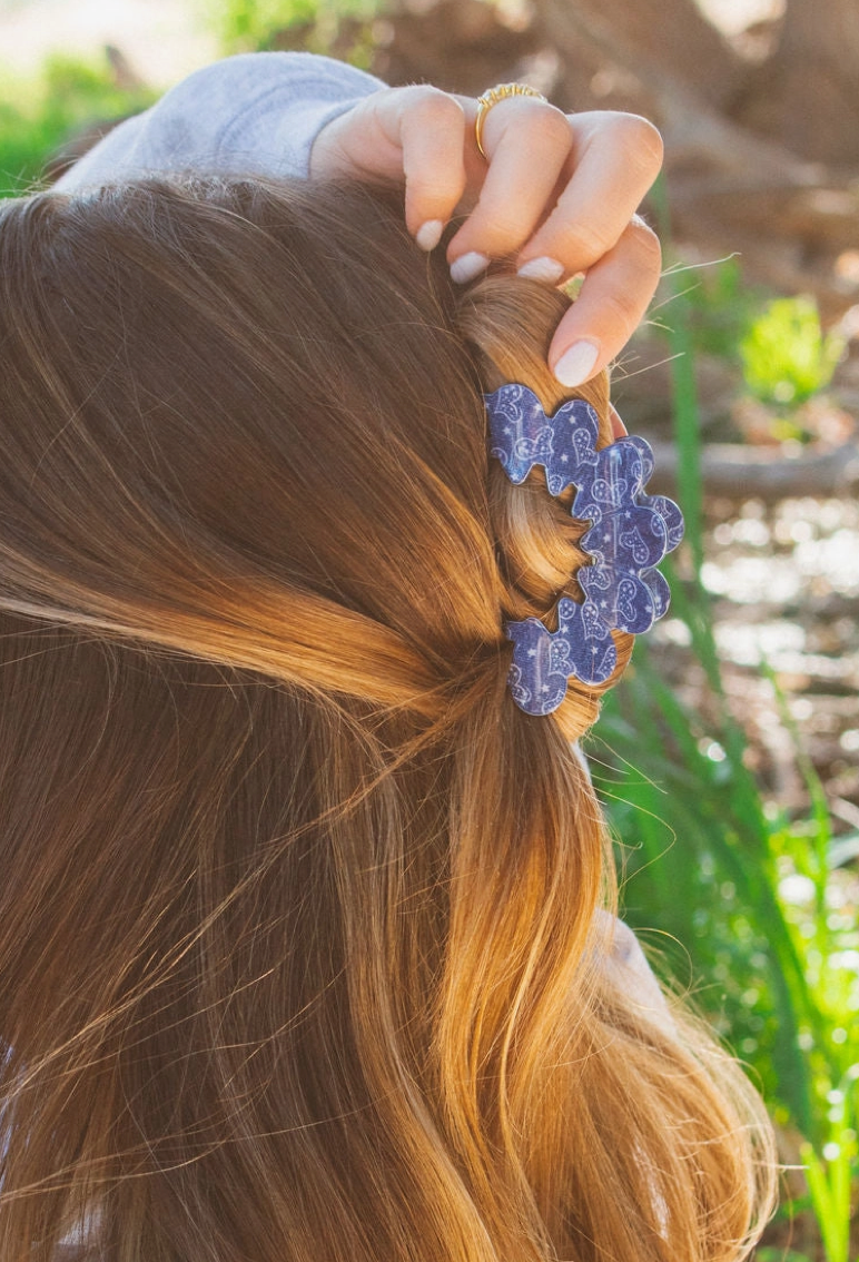 Navy Hearts Squiggle Claw Clip