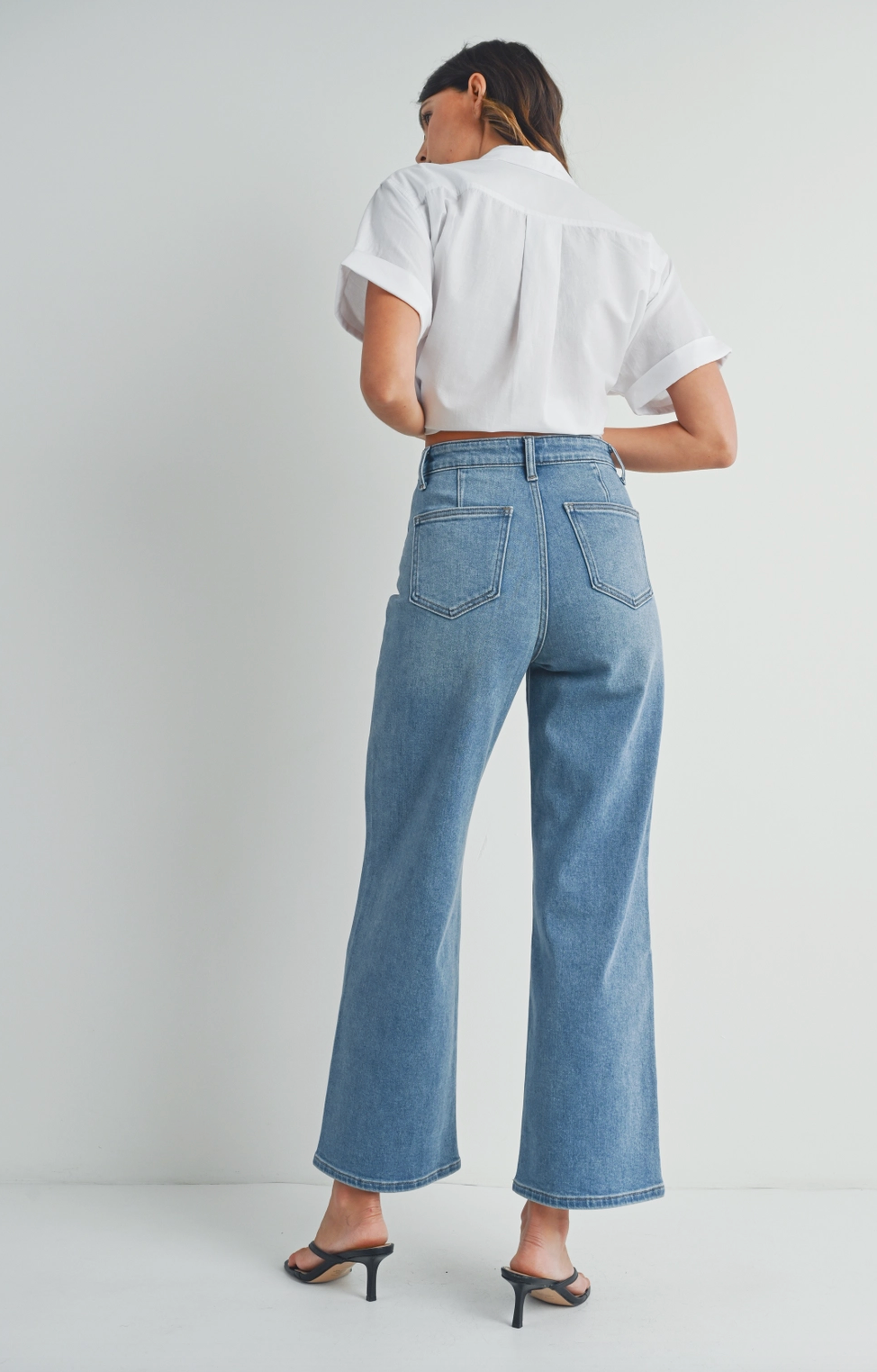 High Rise Welt Pocket Wide Leg Jeans