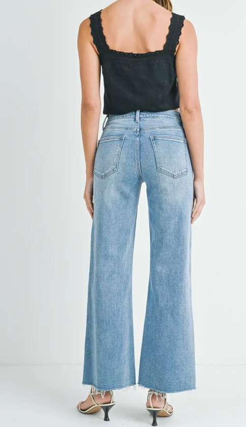 Wide Leg Stretch Jeans