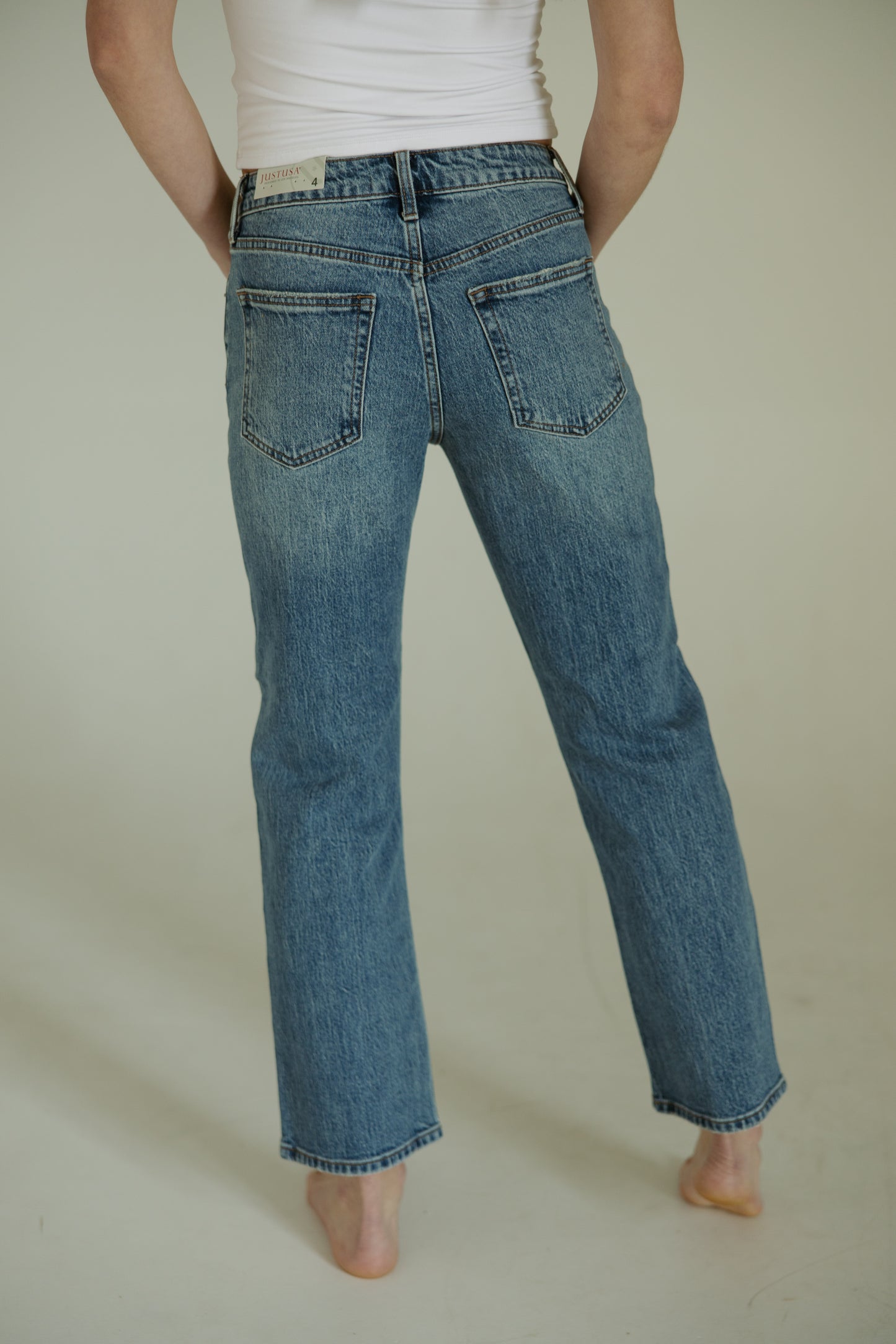 Mid Rise 90's Straight Leg Jeans