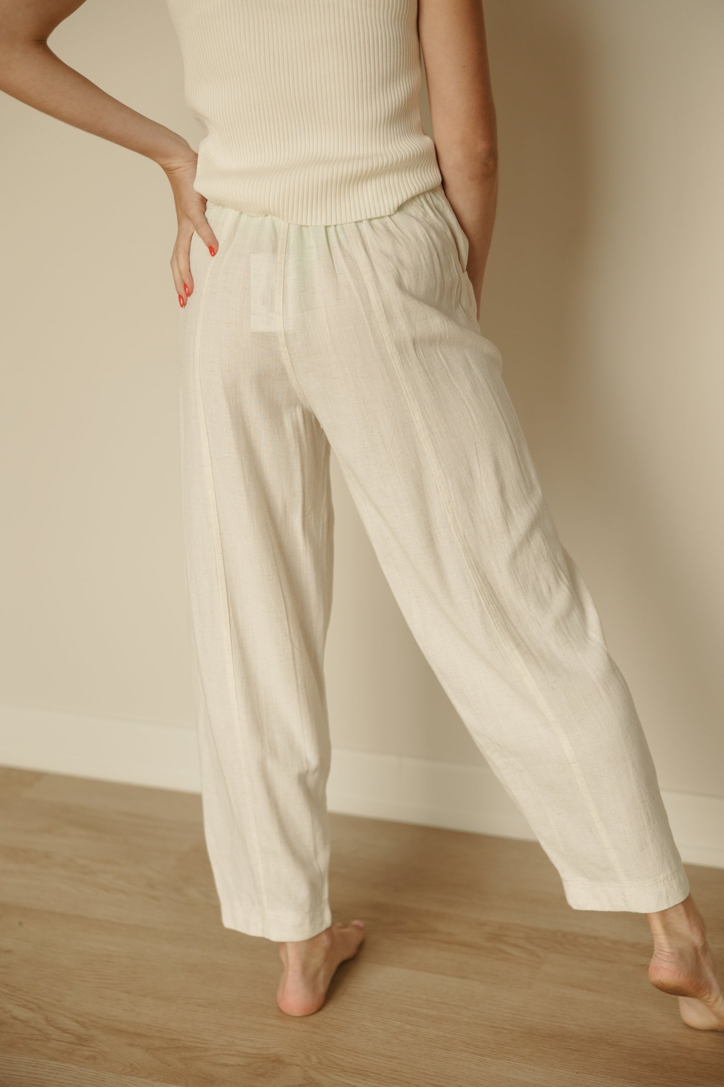 Relaxed Barrel Pants