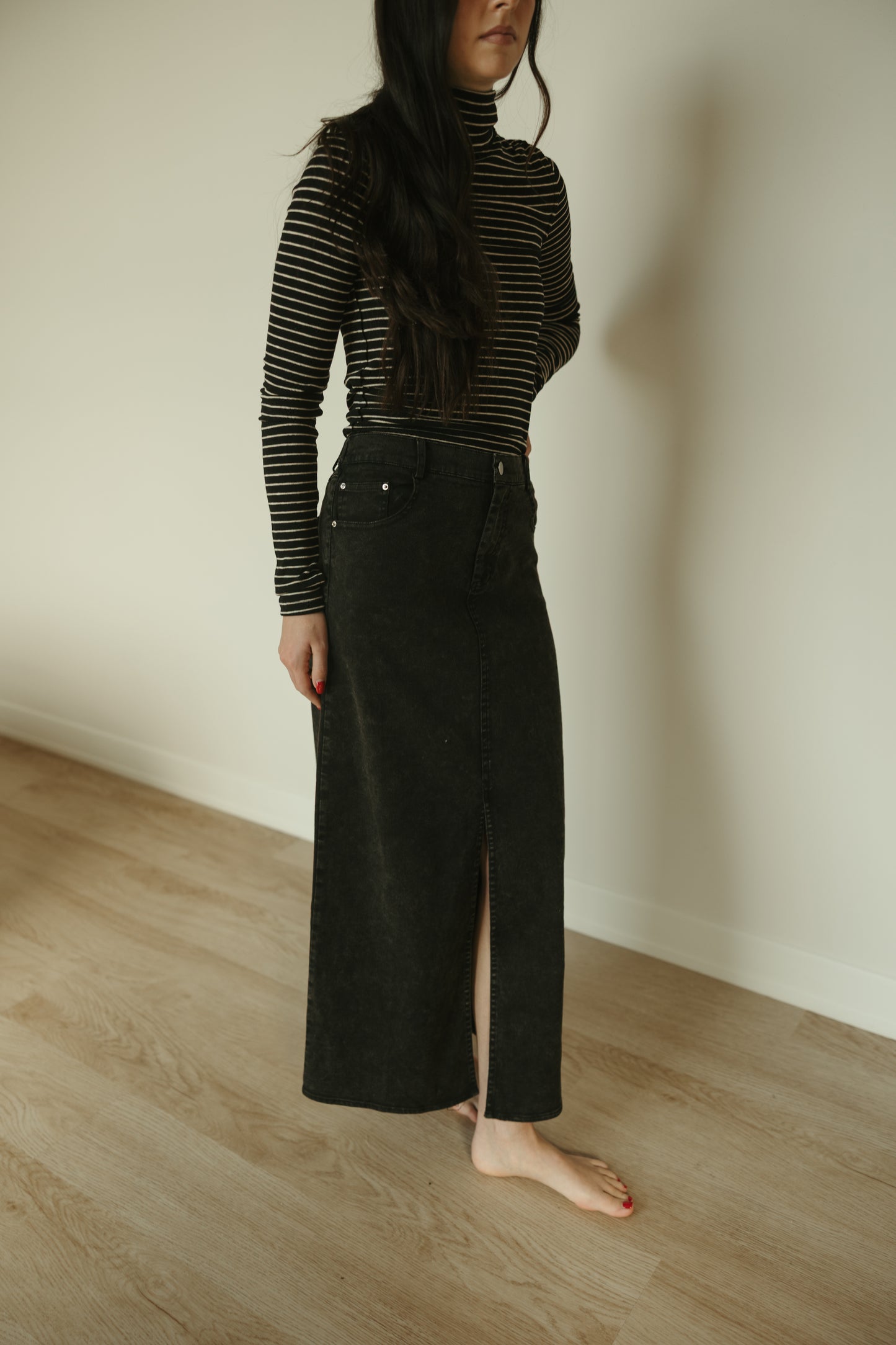 Black Elastic Waist Maxi Skirt