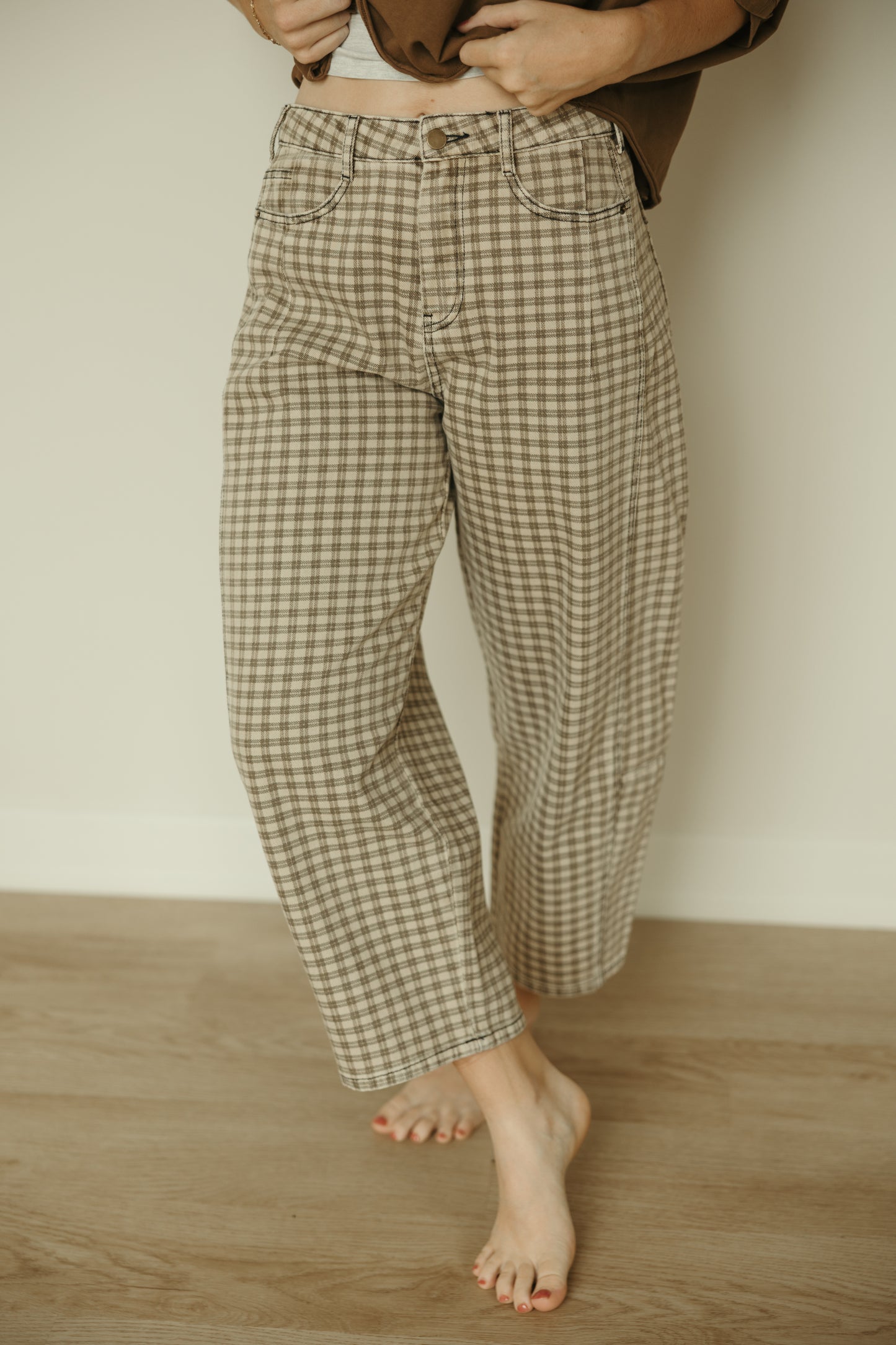 Mocha Checkered Barrel Pants