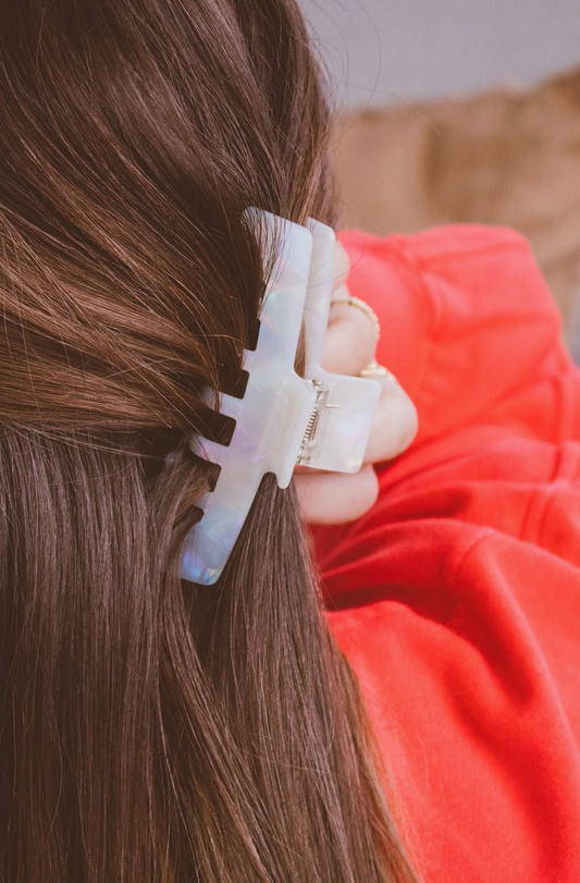 Love Struck Claw Clip