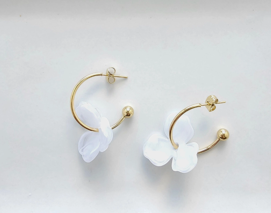 Magnolia Hoops