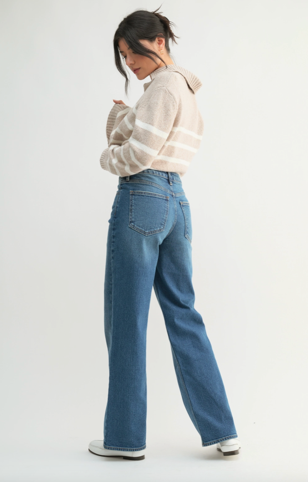 Dark High Rise Straight Jean